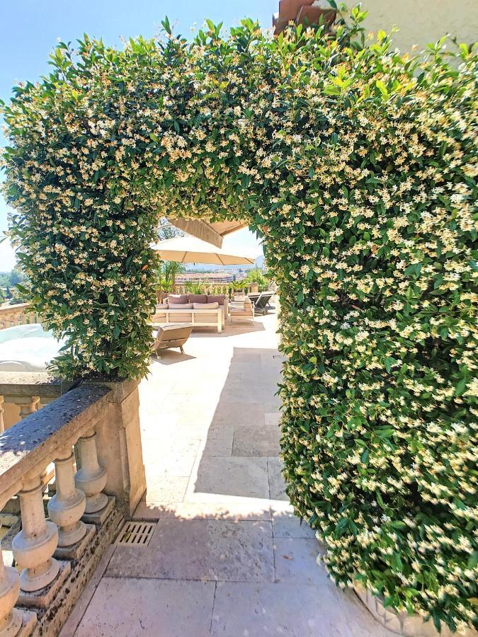 3 Bedrooms Villa Near Cannes - Pool & Jacuzzi - Sea View Mandelieu Dış mekan fotoğraf