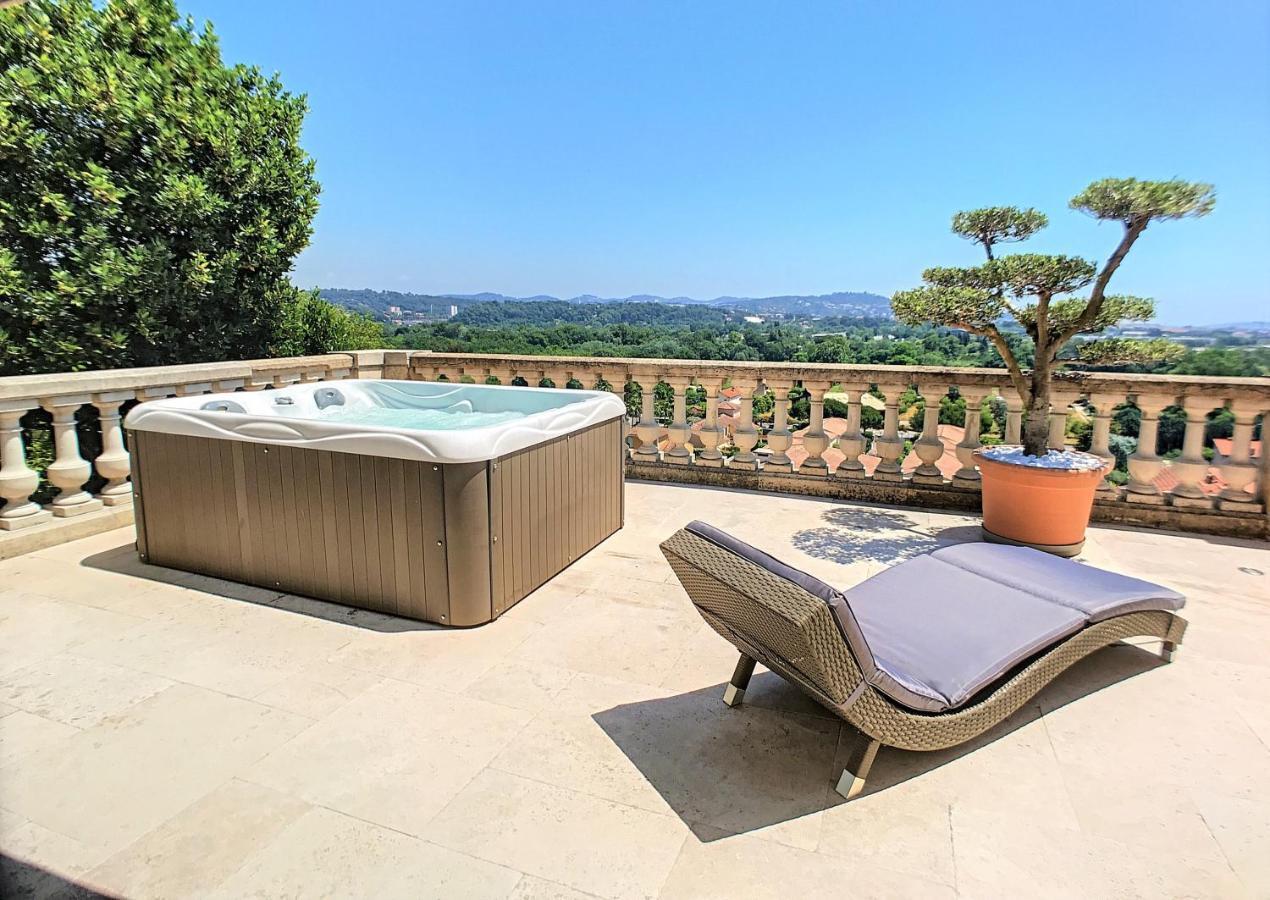 3 Bedrooms Villa Near Cannes - Pool & Jacuzzi - Sea View Mandelieu Dış mekan fotoğraf