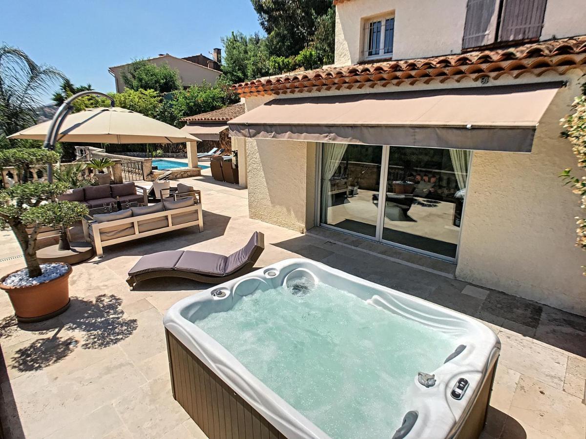 3 Bedrooms Villa Near Cannes - Pool & Jacuzzi - Sea View Mandelieu Dış mekan fotoğraf